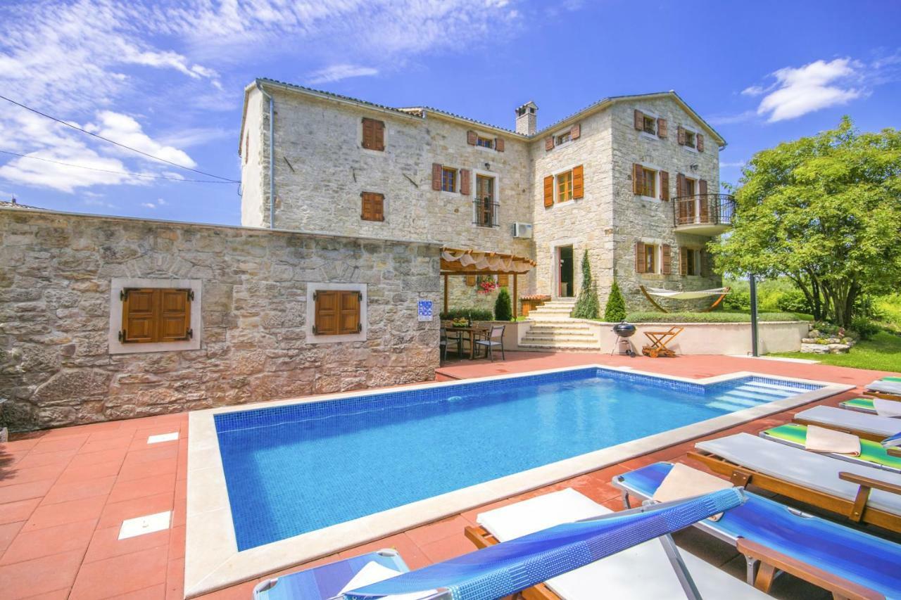 Villa Angela E Giovanni Vizinada Екстер'єр фото